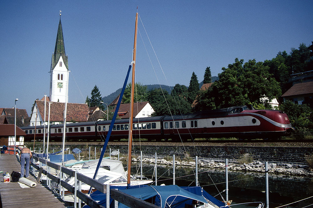https://www.eisenbahnfotograf.de/datei/August 1986/1160210 DB 601 Sipplingen 7.8.1986.jpg